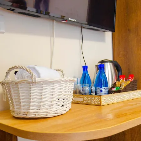 Hotel Central Hotel 2*