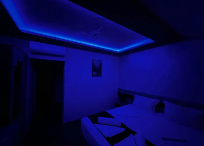 Hotel Central Otel Karlovo